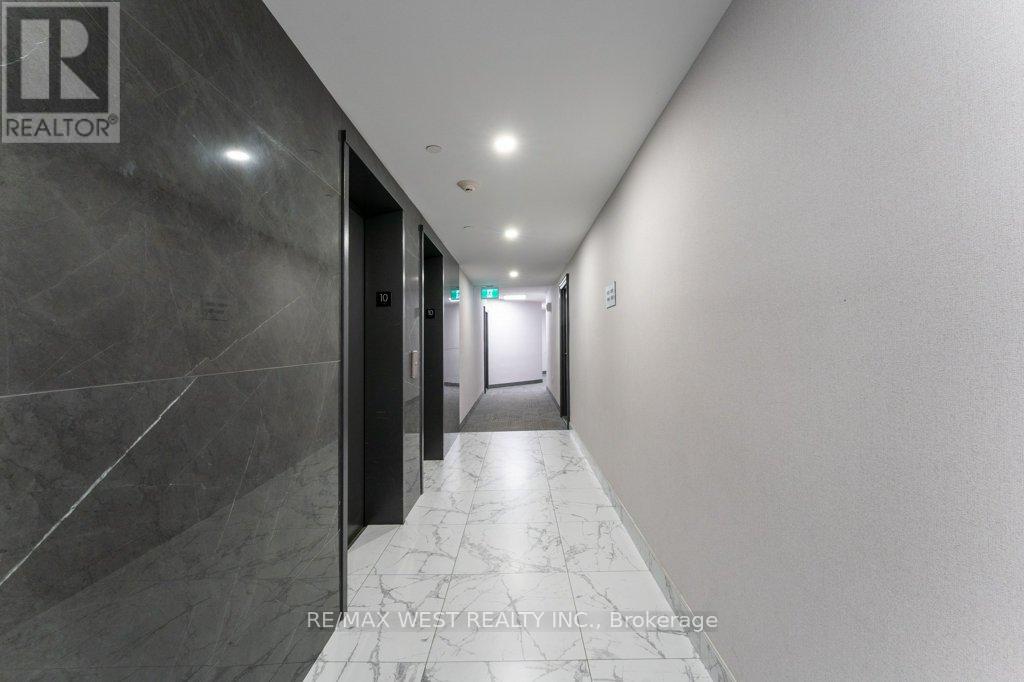 #1001 3501 GLEN ERIN DRIVE - 6
