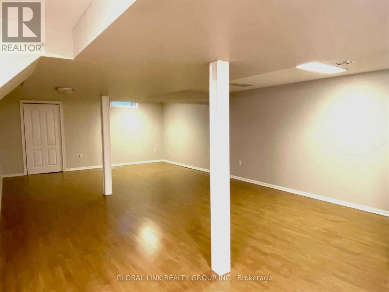 5271 RUSSELL VIEW ROAD - 16