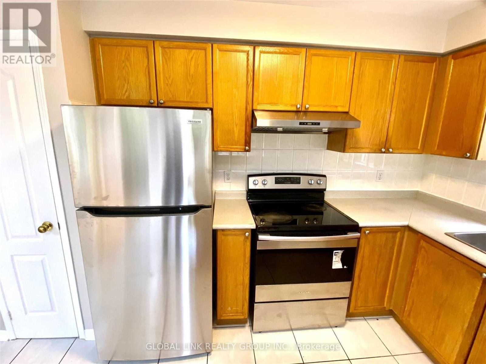 5271 RUSSELL VIEW ROAD - 9
