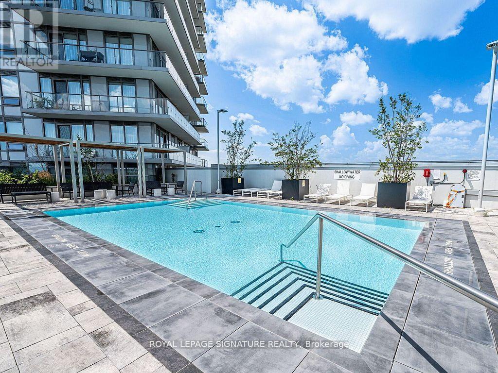 #1901B 4655 METCALFE AVENUE - 22