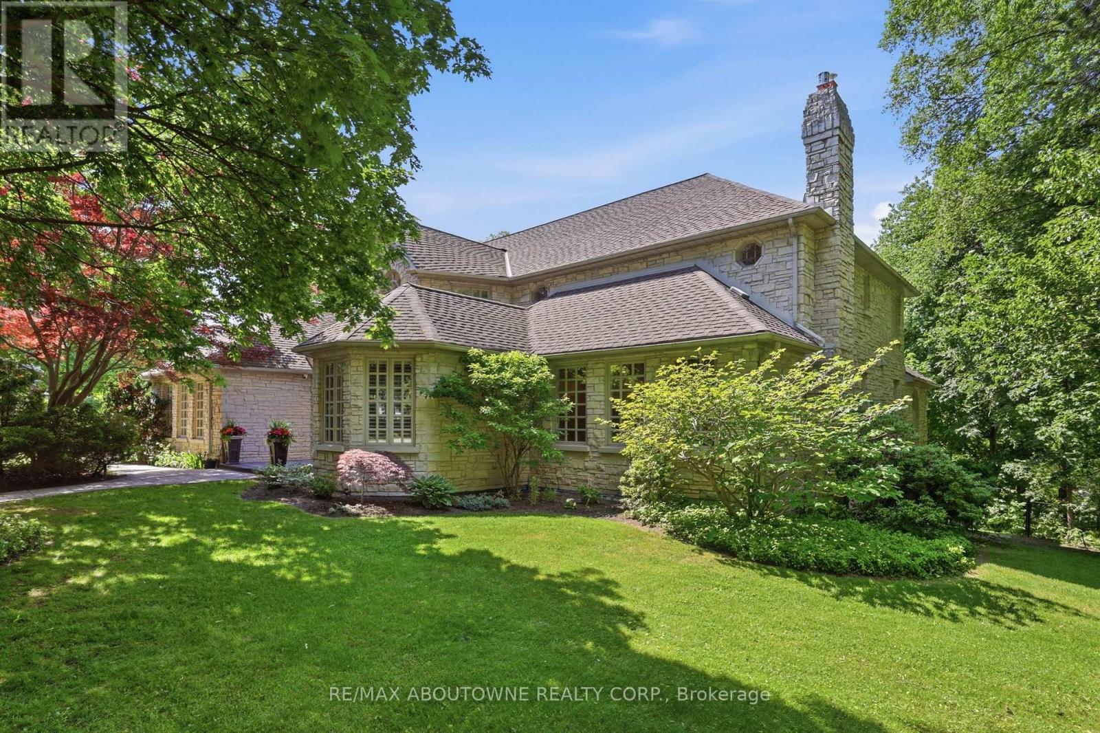 437 CAIRNCROFT ROAD - 2