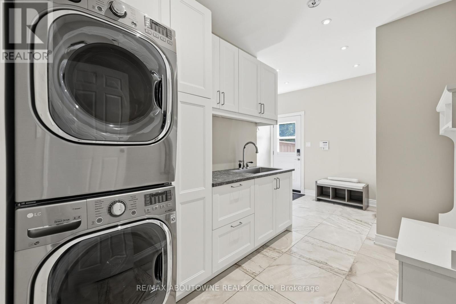 437 CAIRNCROFT ROAD - 23