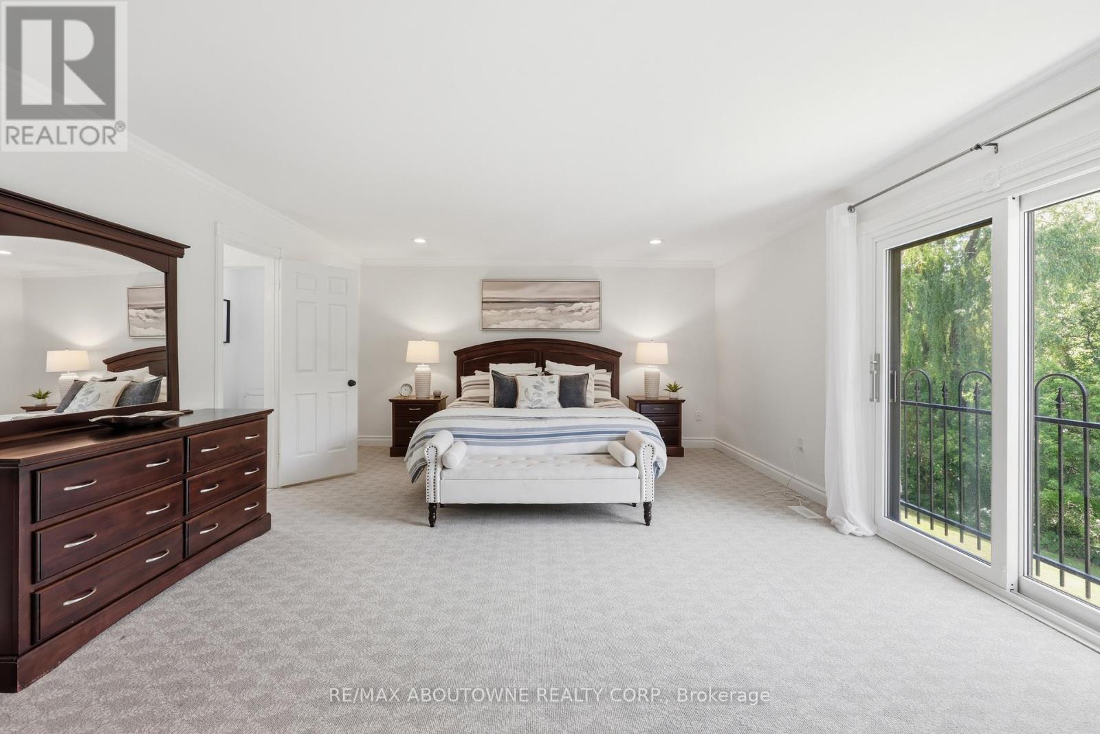 437 CAIRNCROFT ROAD - 26