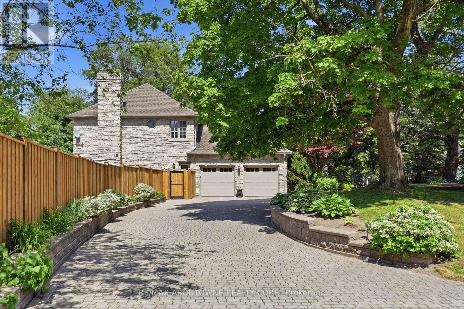437 CAIRNCROFT ROAD - 3