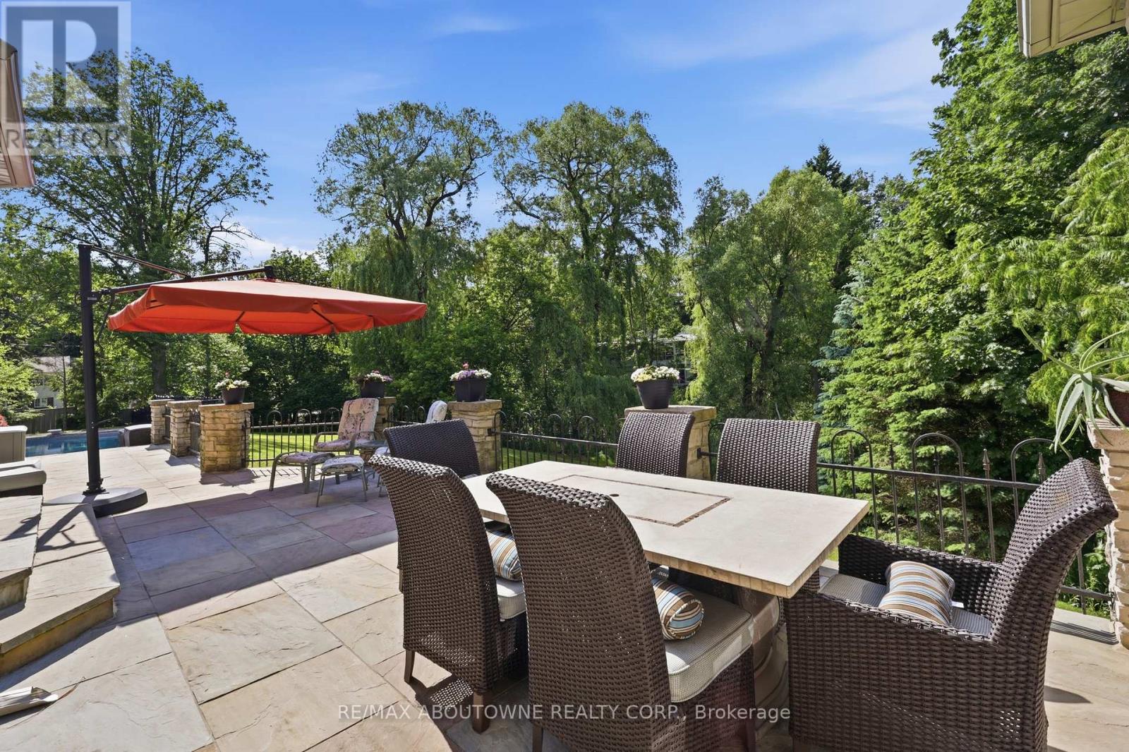 437 CAIRNCROFT ROAD - 45