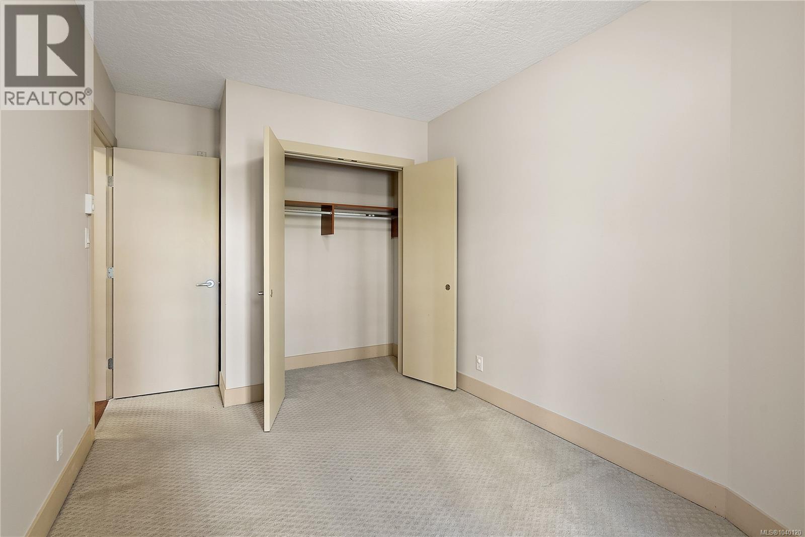 S204 737 Humboldt Street, Victoria