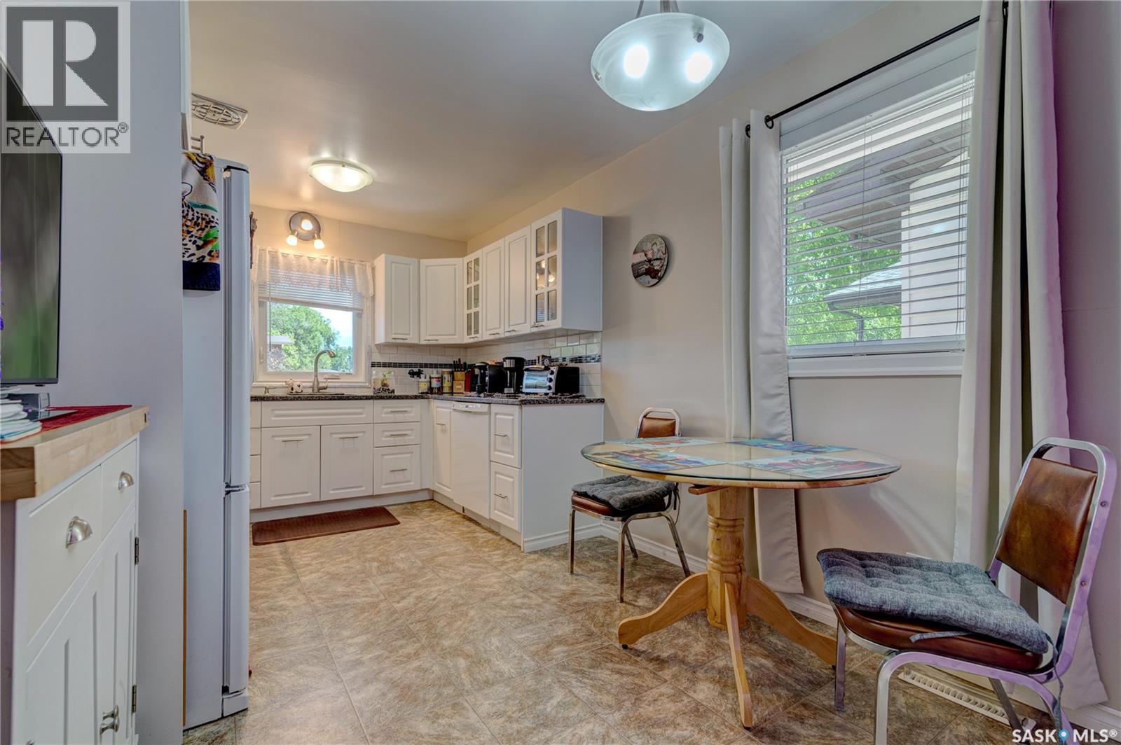 320 Froom CRESCENT — photo 8