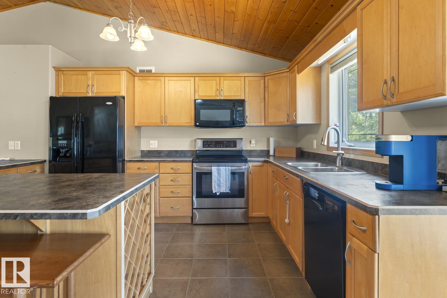 15 63319 Rge Rd 435 - 12