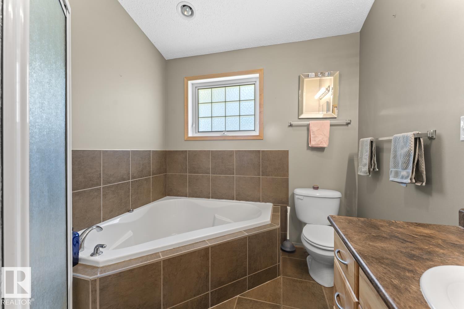 15 63319 Rge Rd 435 - 23