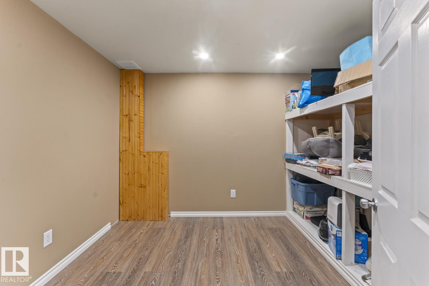 15 63319 Rge Rd 435 - 32