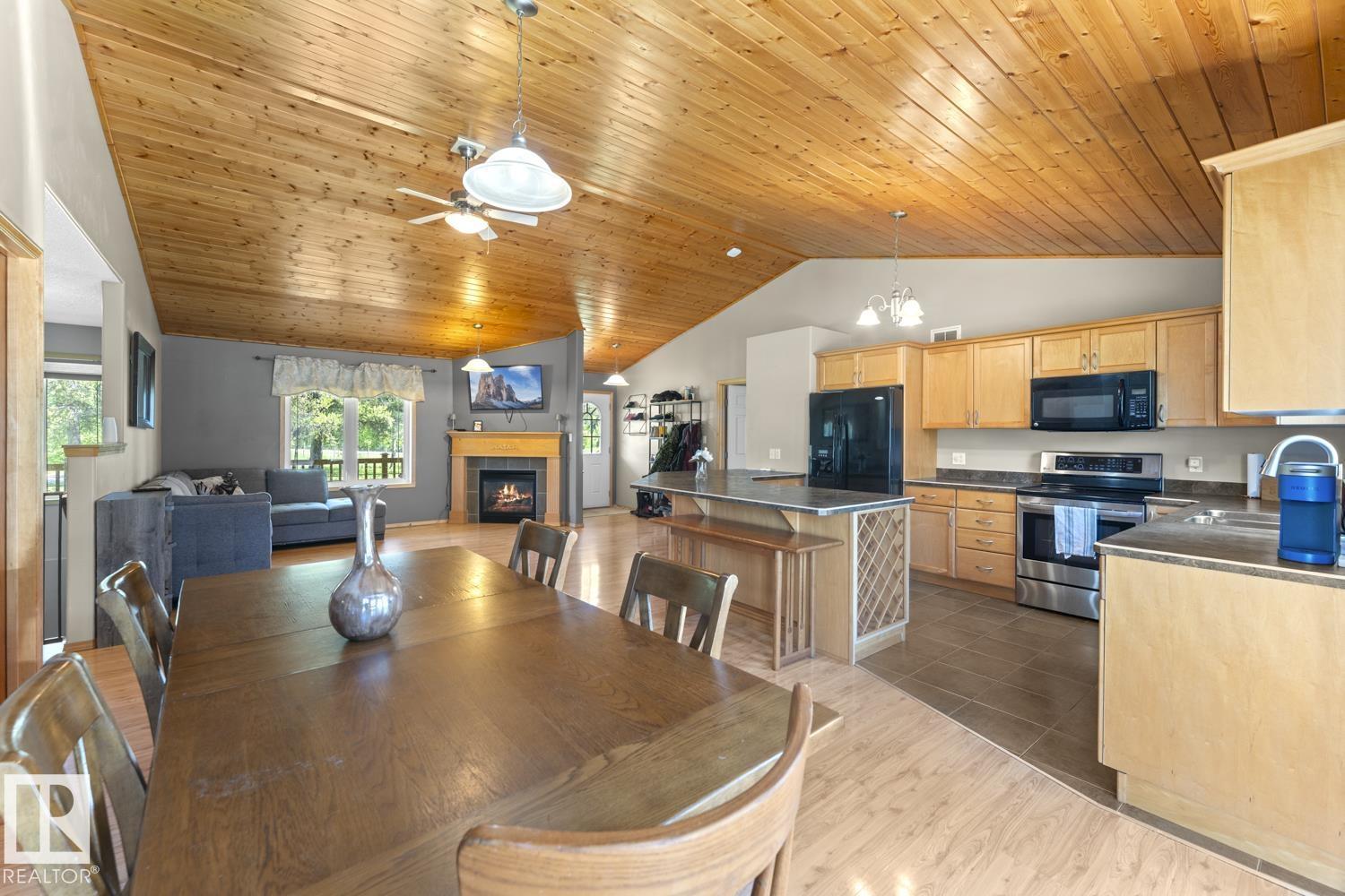 15 63319 Rge Rd 435 - 9