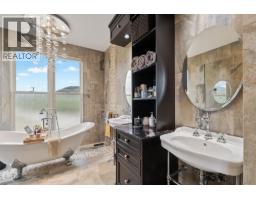 2400 Longhill Road, Kelowna, BC V1V2G3 Photo 43