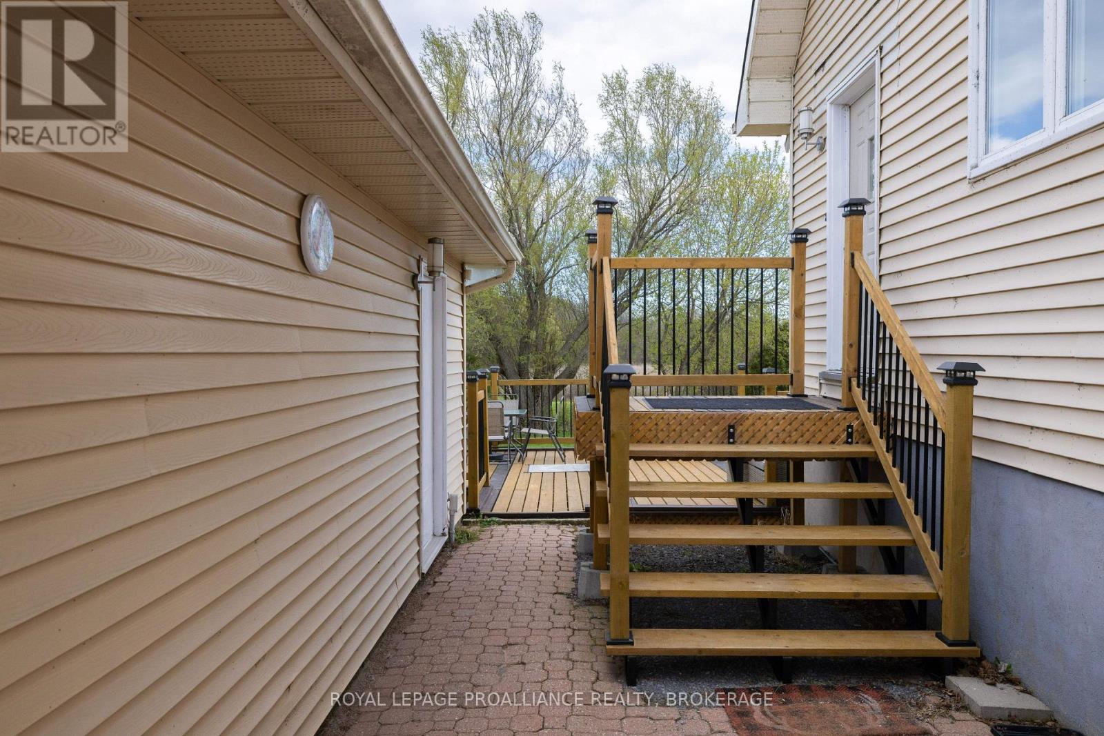 706 SPITHEAD ROAD - 32