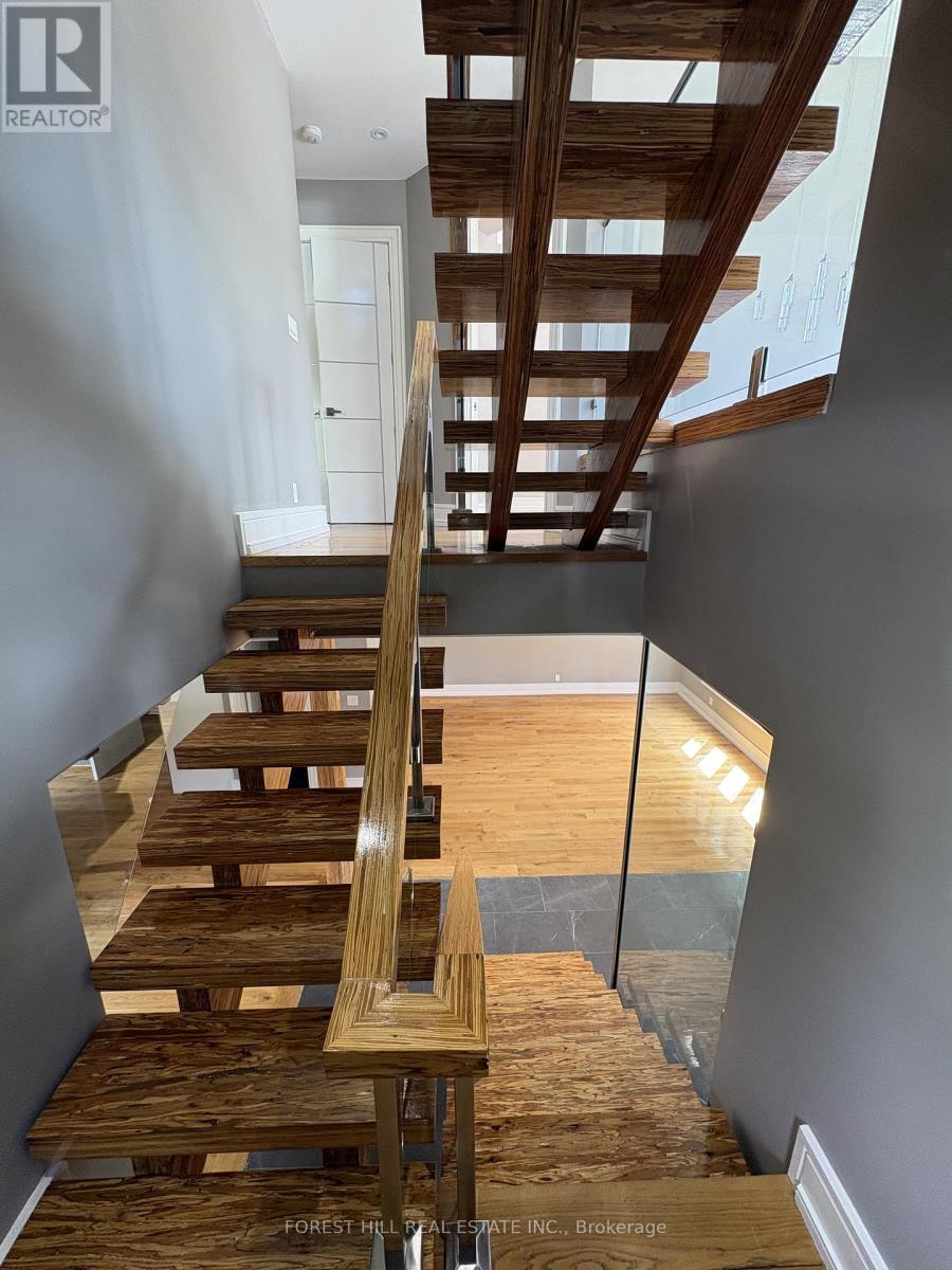 17 KENNEDY PARK ROAD - Image 6