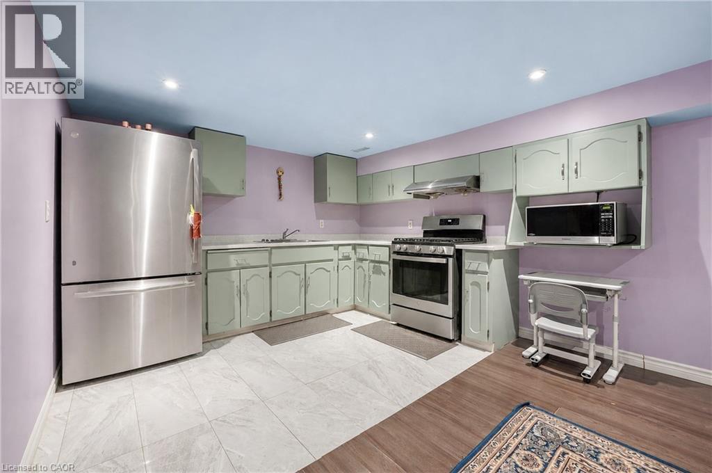 15 TALIA Court - 16