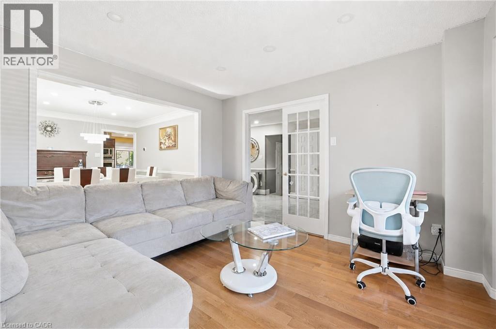 15 TALIA Court - 5