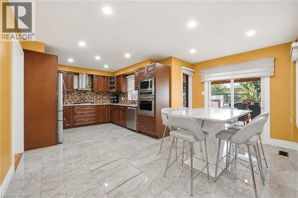 15 TALIA Court - 8