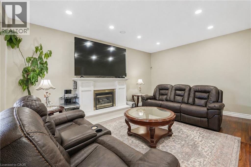15 TALIA Court - 9