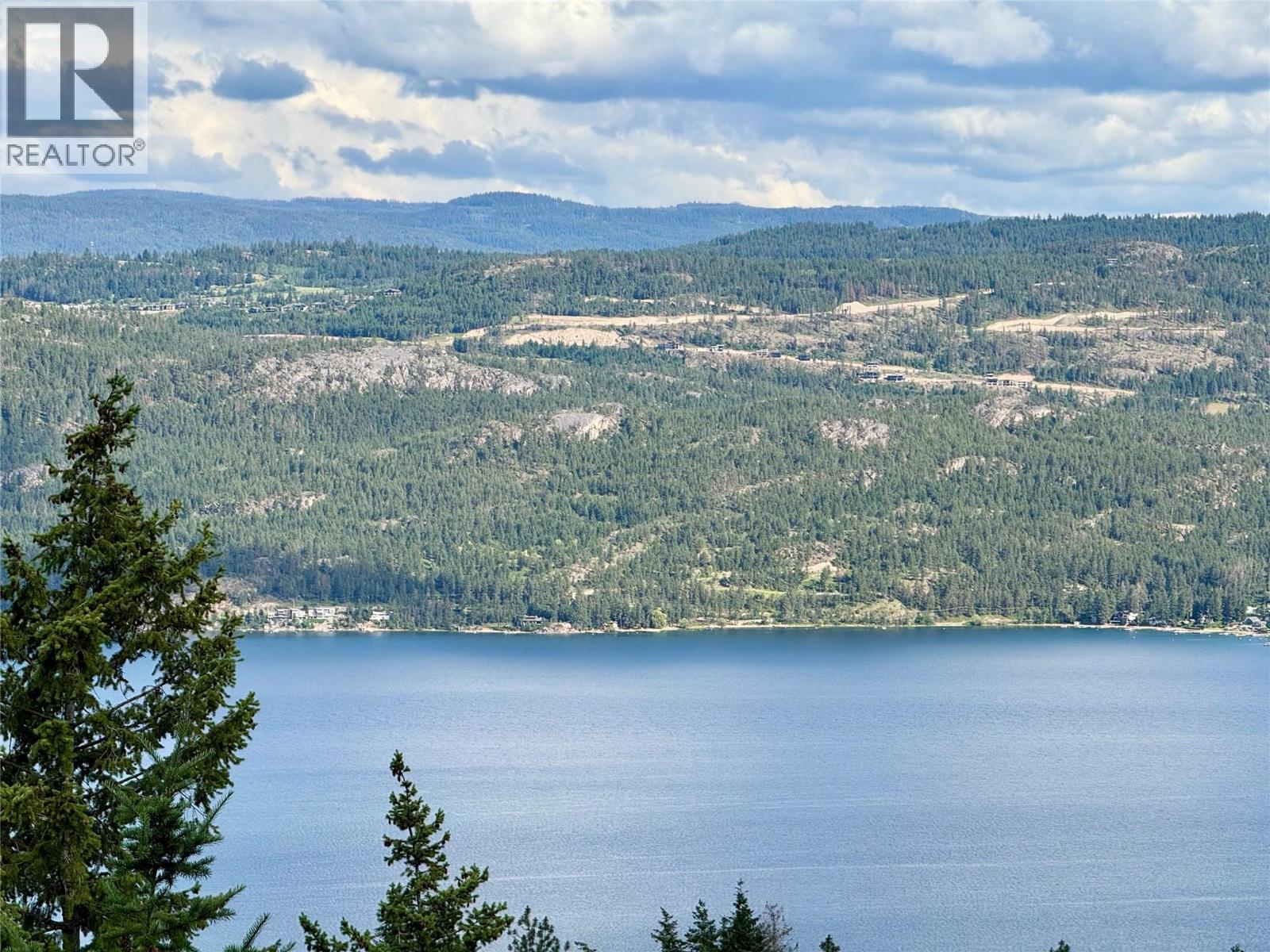 90 Crown Crescent, Vernon