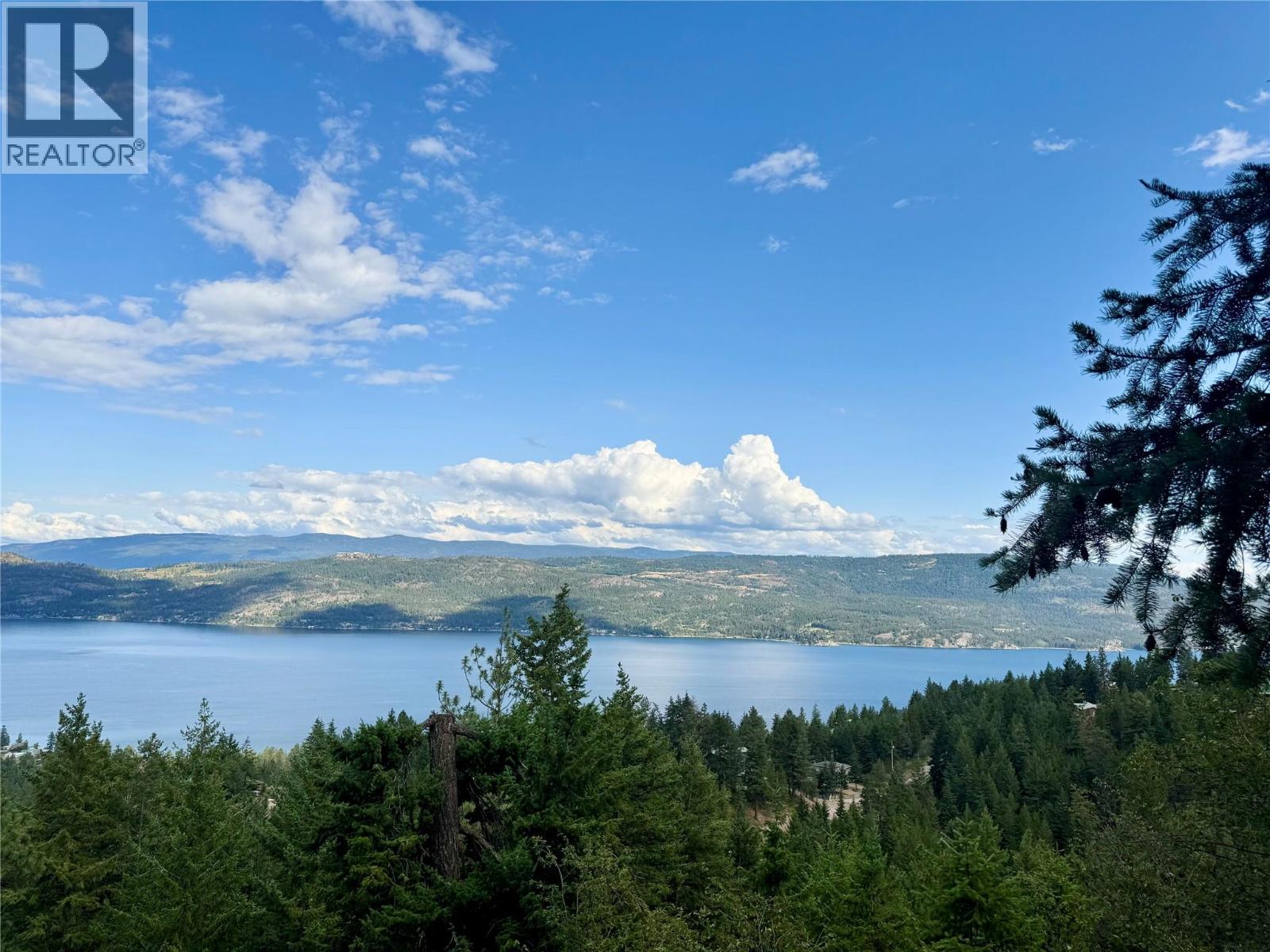90 Crown Crescent, Vernon