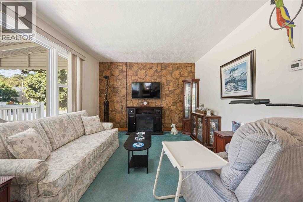 1094 WILLA DRIVE - 11