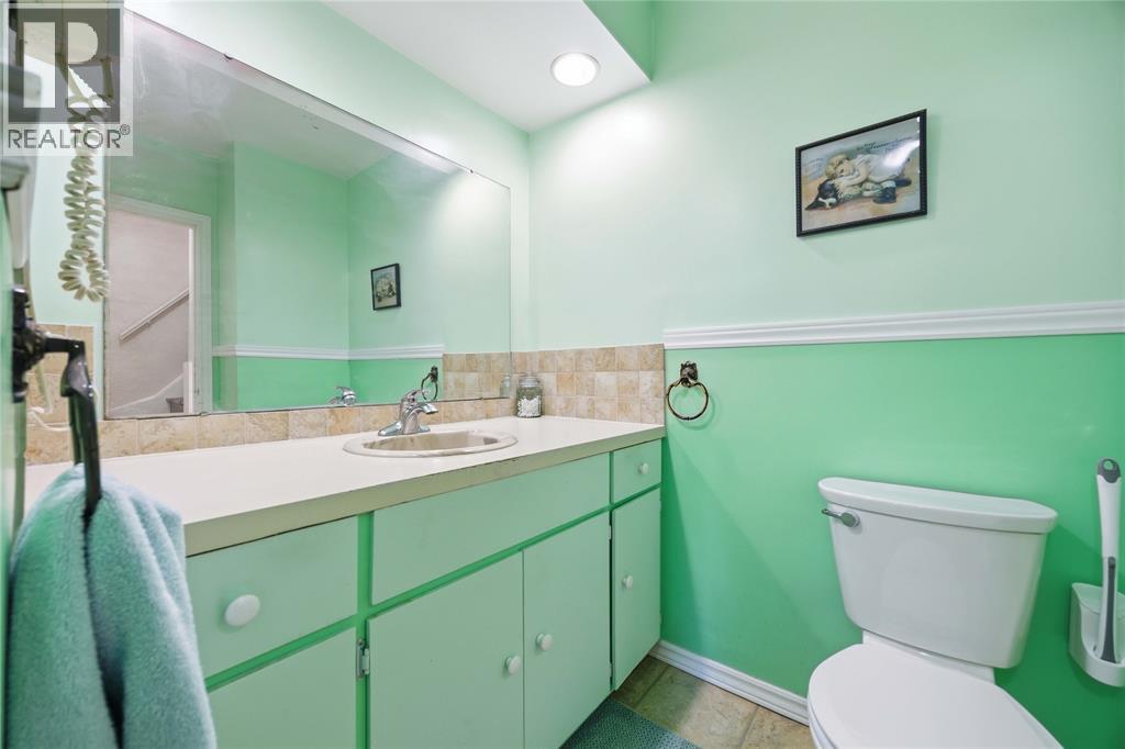 1094 WILLA DRIVE - 24