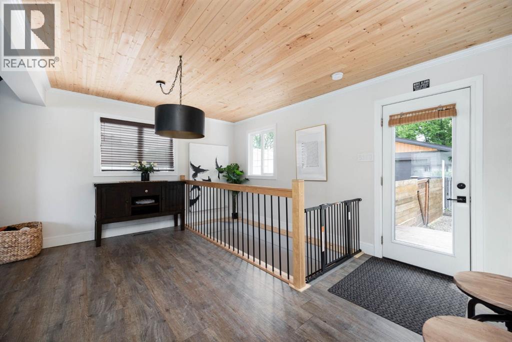 28 Alberta Drive — photo 6