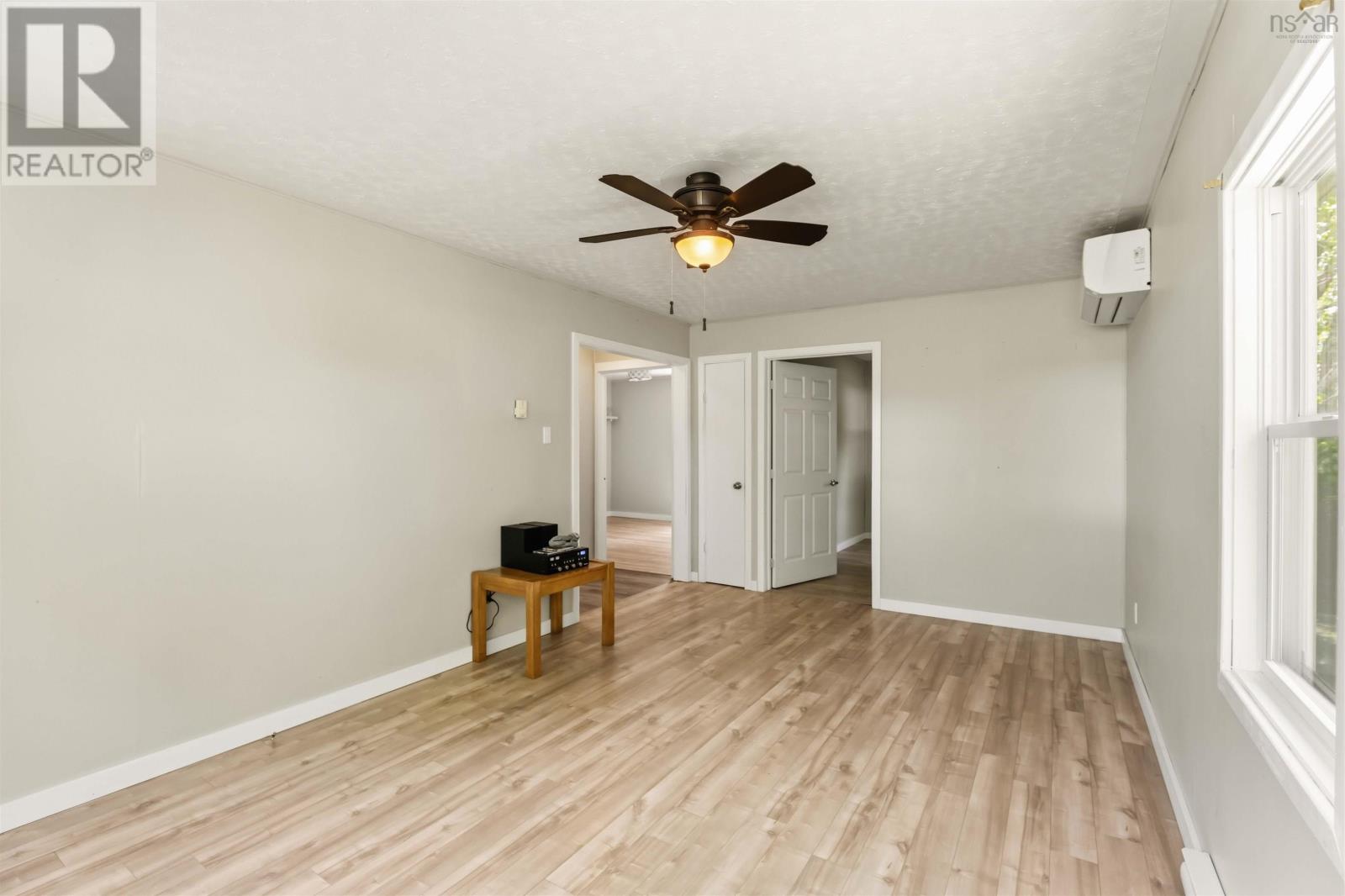 14284 Highway 1 - 13