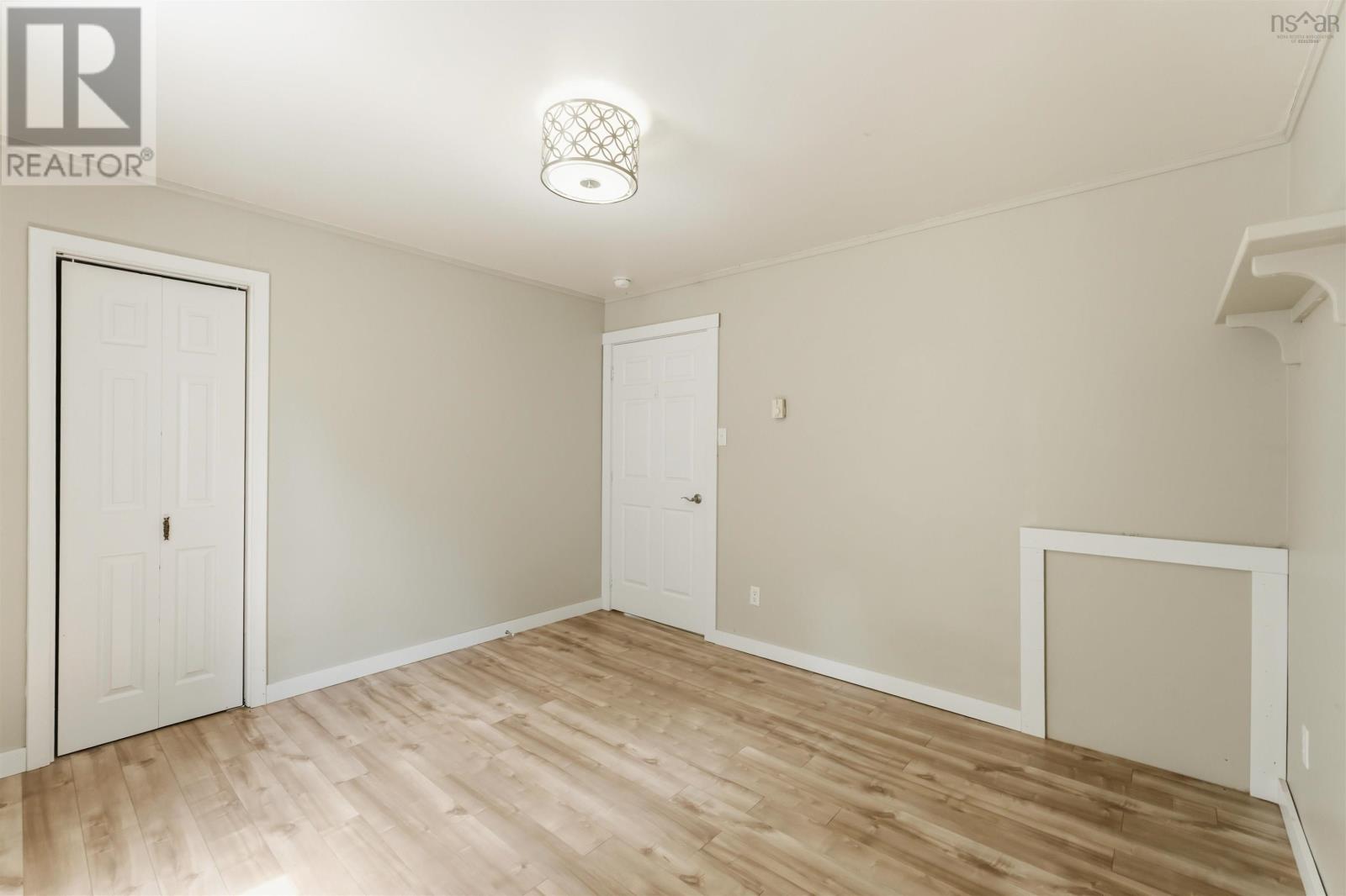 14284 Highway 1 - 16