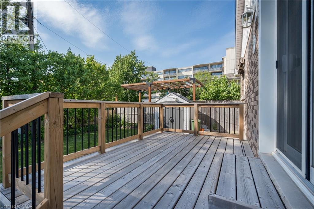 20 CARDINAL Drive - 35