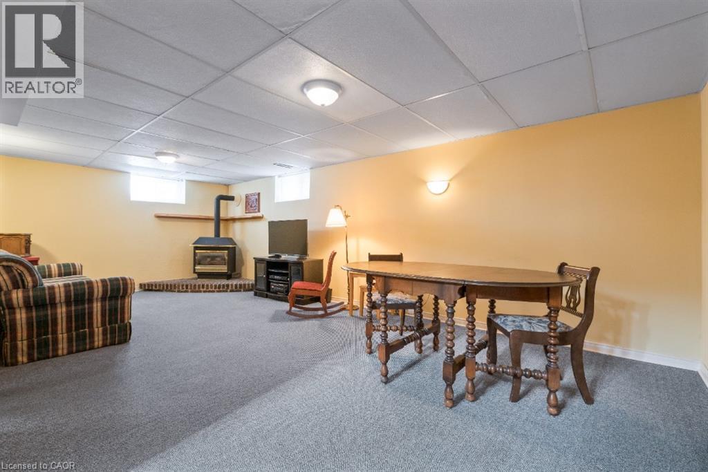 20 CARDINAL Drive - 22