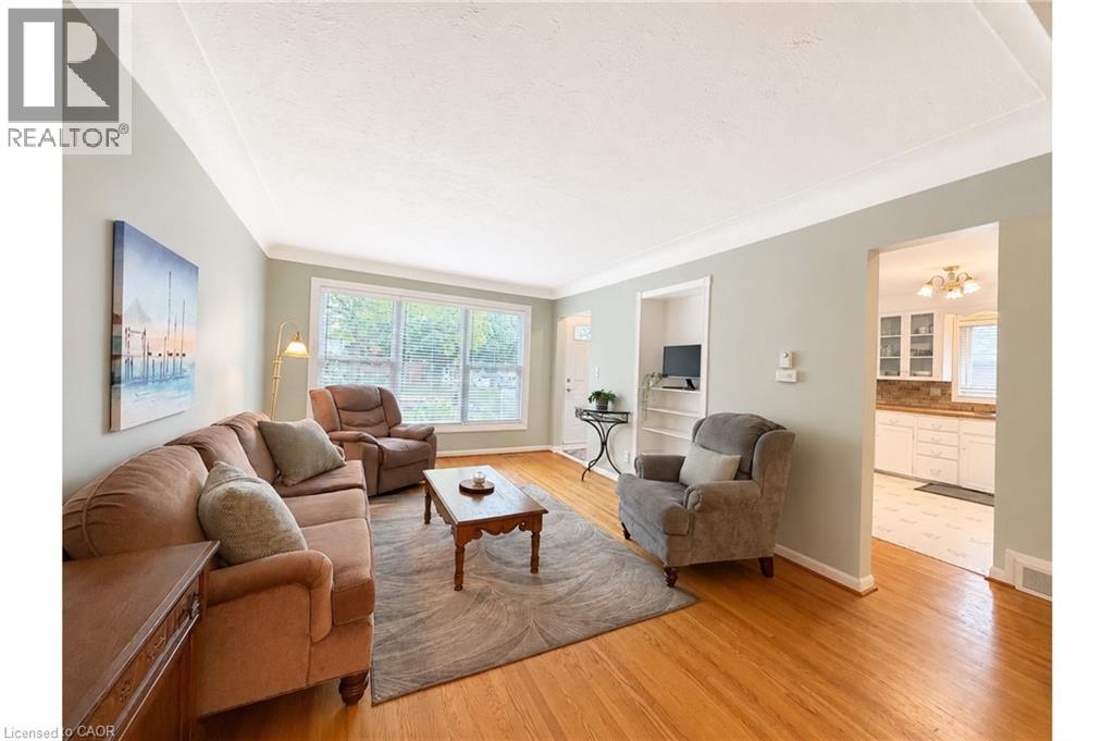 20 CARDINAL Drive - 11