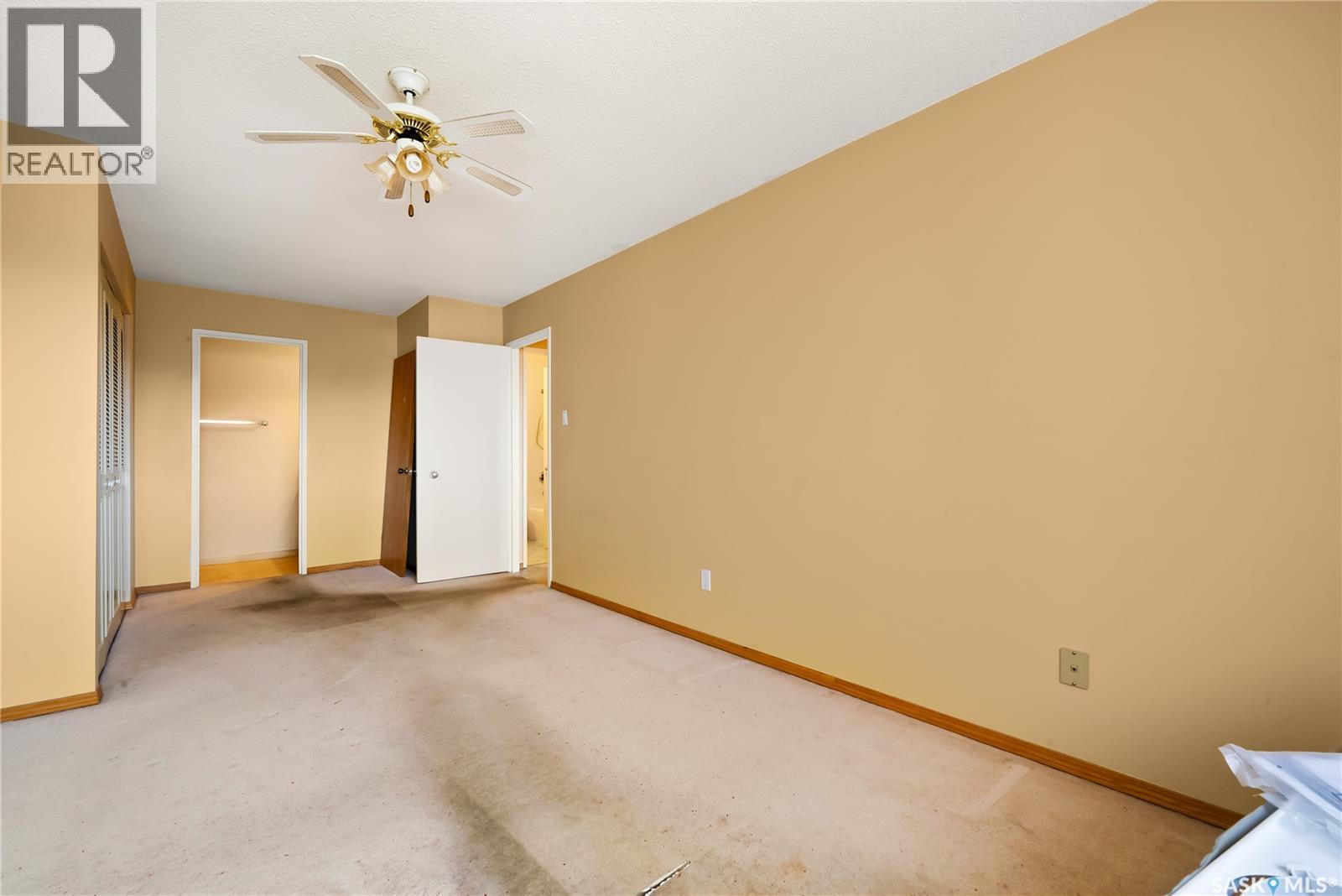 #304 4615 Rae STREET - 16