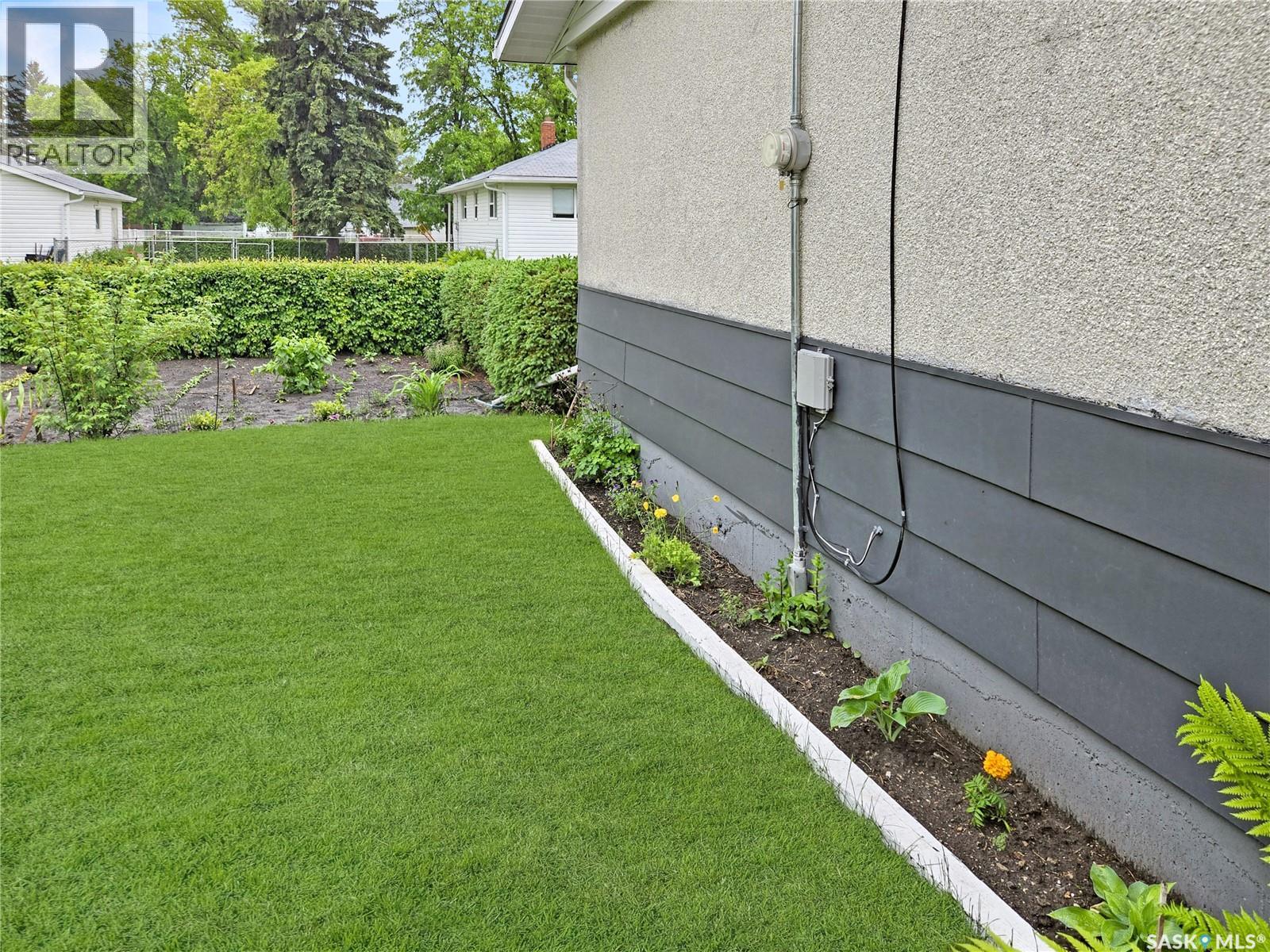 203 Wark STREET — photo 36