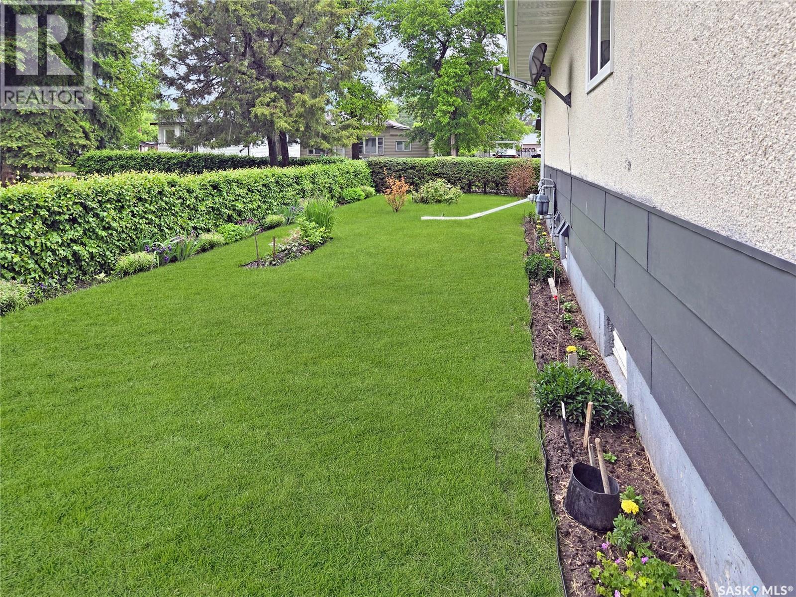 203 Wark STREET — photo 37