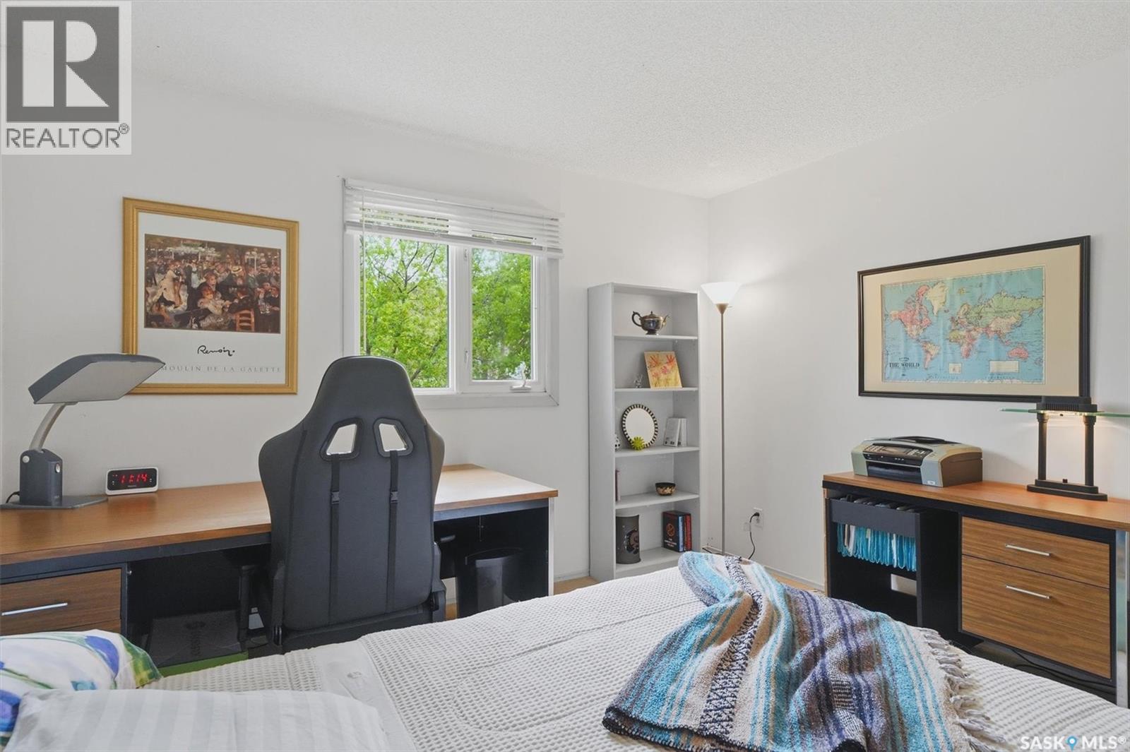 1003 6TH STREET E - 27
