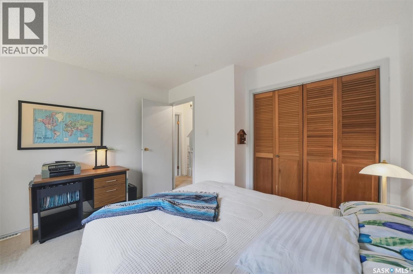 1003 6TH STREET E - 28