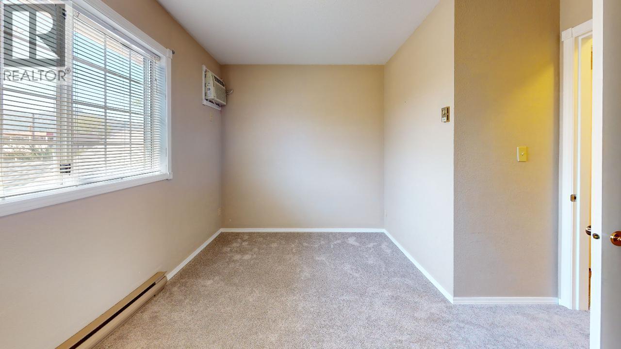 6906-6908 PONDEROSA Drive - 34