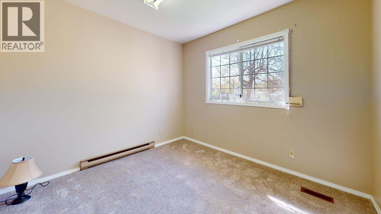 6906-6908 PONDEROSA Drive - 37