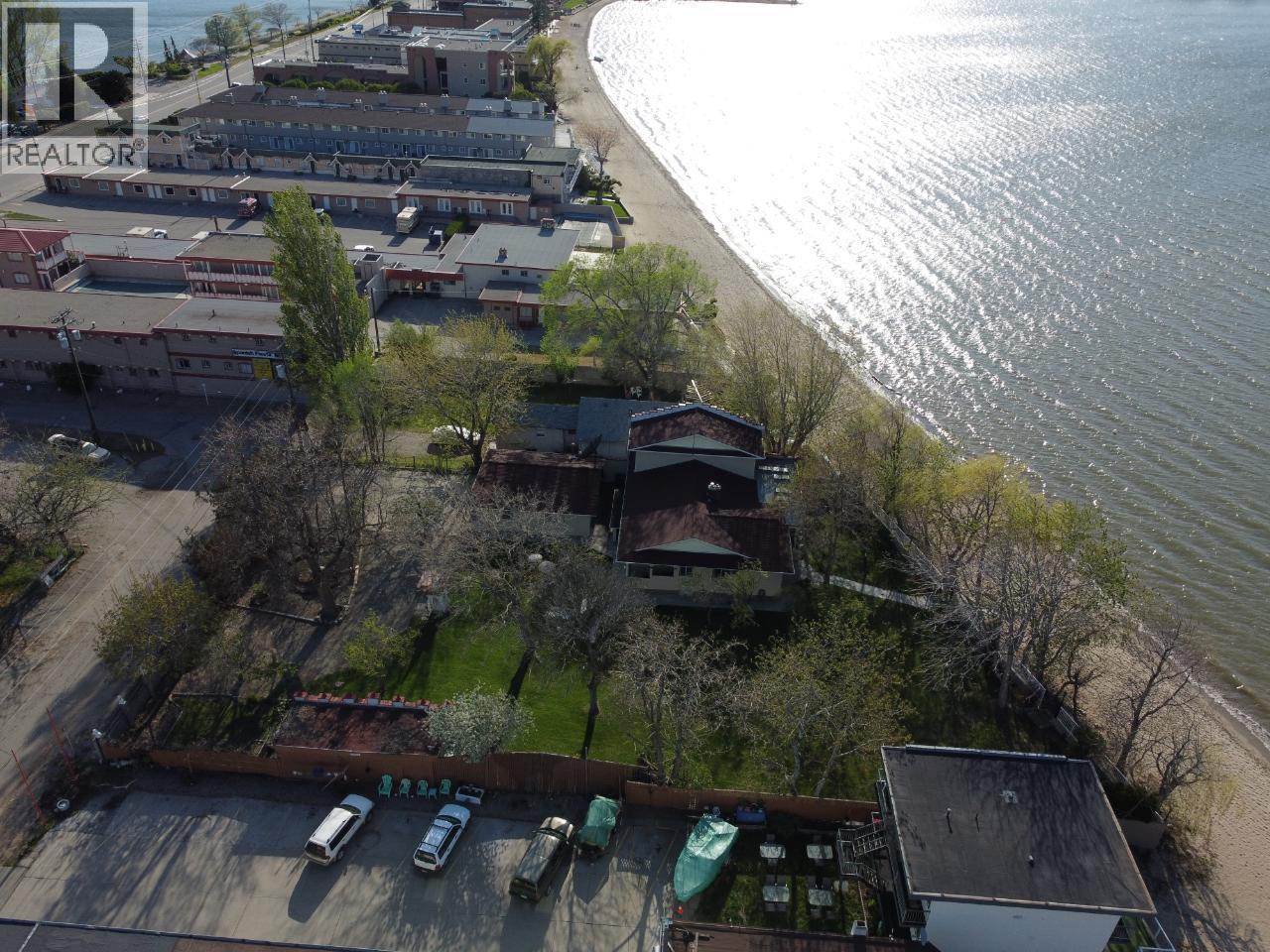 6906-6908 PONDEROSA Drive - 4