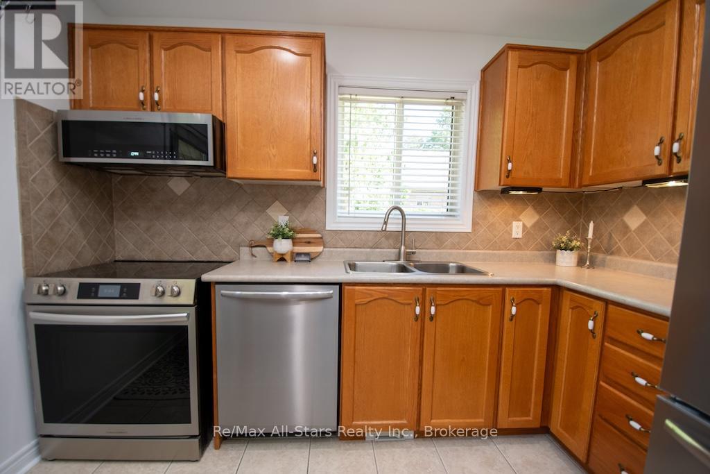 48 BRULE LAKEWAY - 14