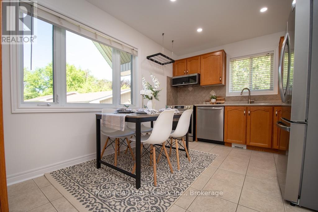 48 BRULE LAKEWAY - 16