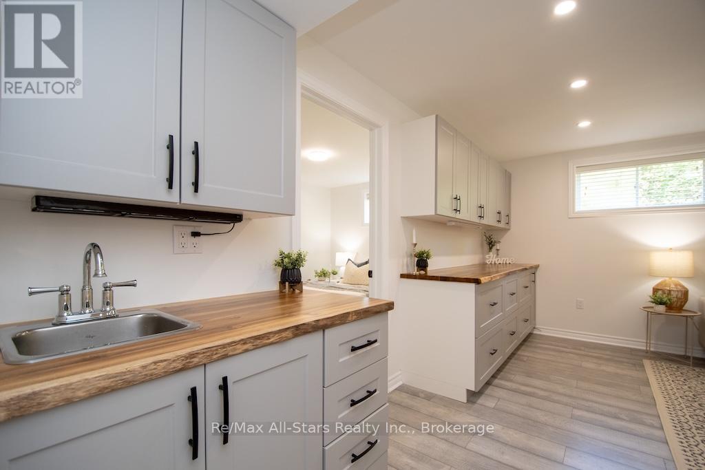 48 BRULE LAKEWAY - 29