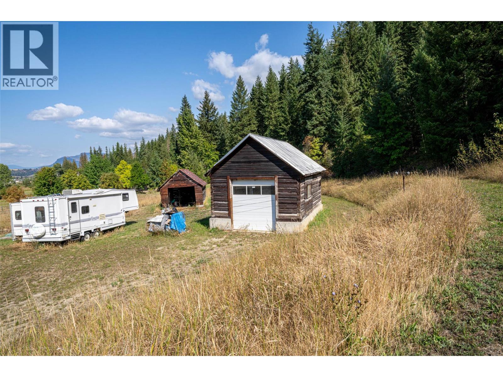 4596 Back Enderby Road - 8