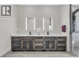 7 Loewen Court, Warman, SK S0K0A1 Photo 25