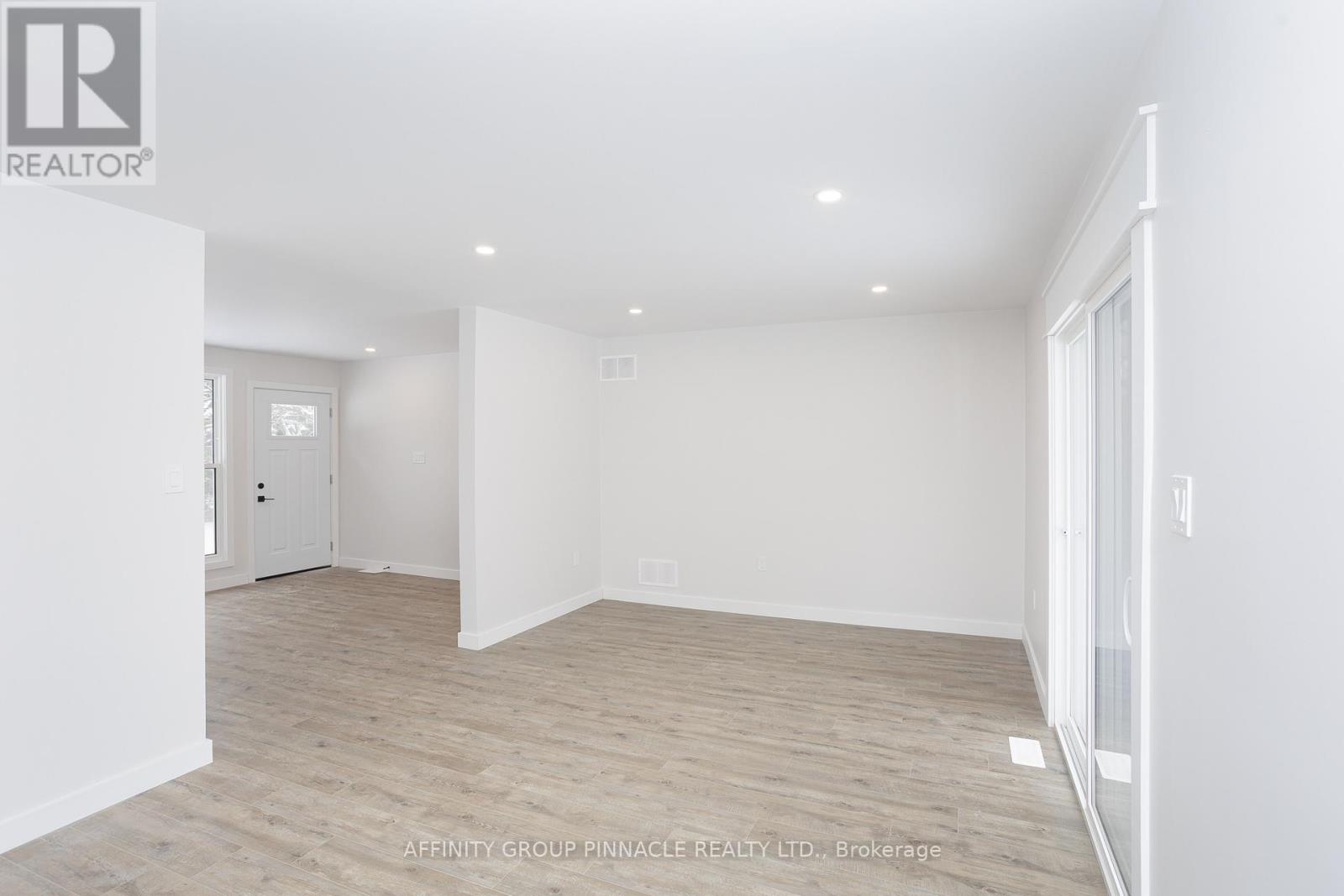 100 REID STREET - 18
