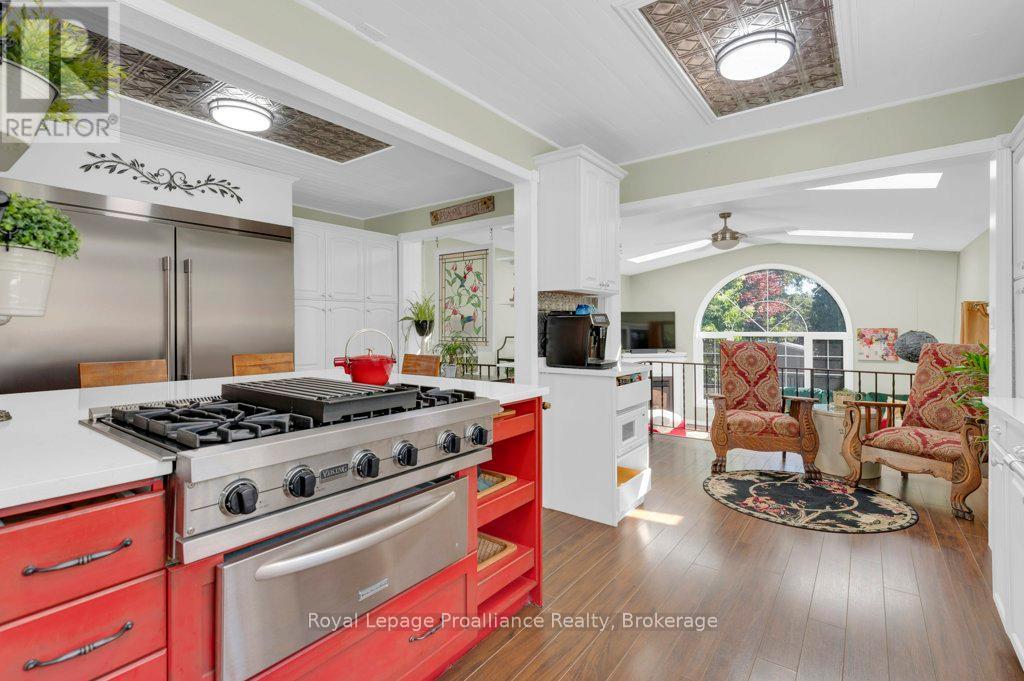 651 FRONT STREET - 16
