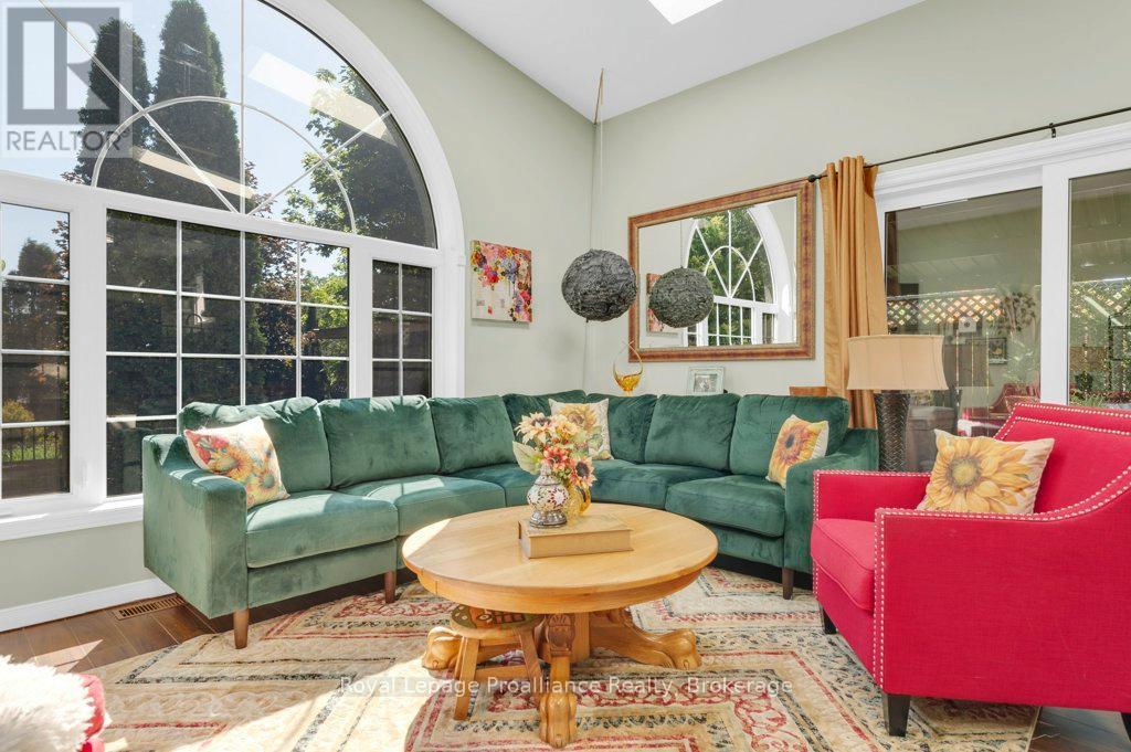 651 FRONT STREET - 21