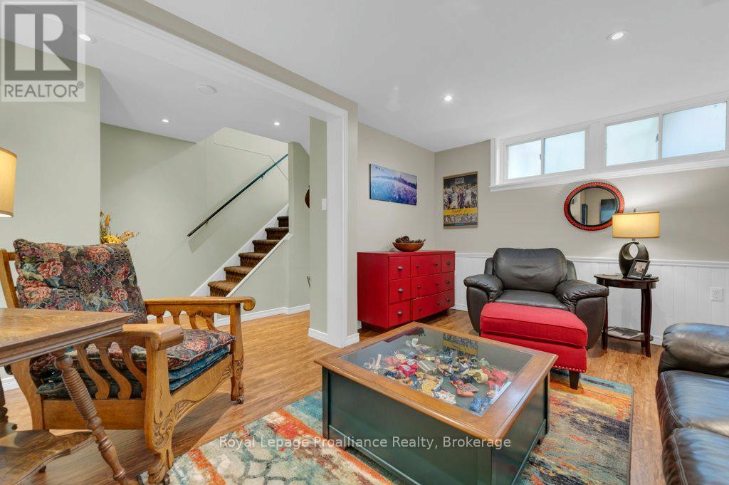 651 FRONT STREET - 31