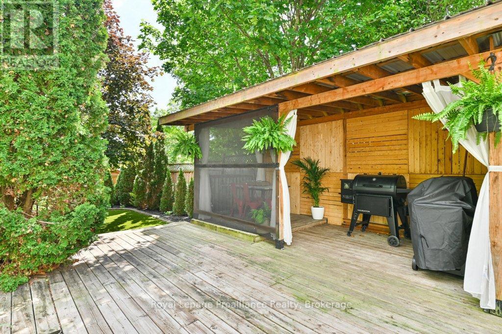 651 FRONT STREET - 40